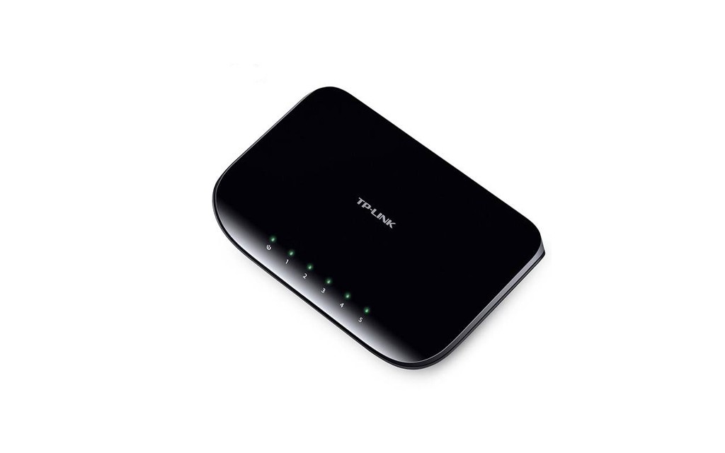 سوییچ-5-پورت-مدل-New-Design-TL-SG1005D-تی-پی-لینک سوییچ 5 پورت تی پی لینک مدل New Design TL-SG1005D